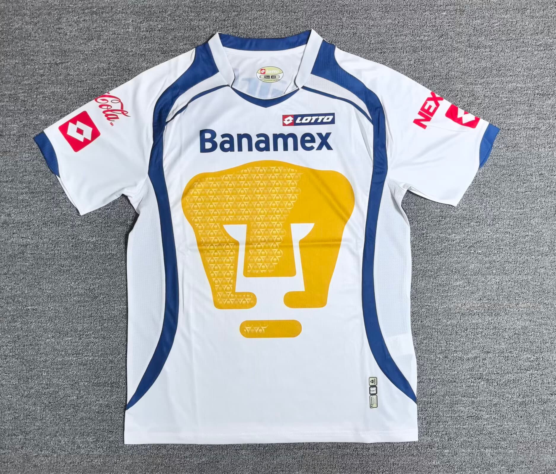Jersey Retro Blanco Pumas Local