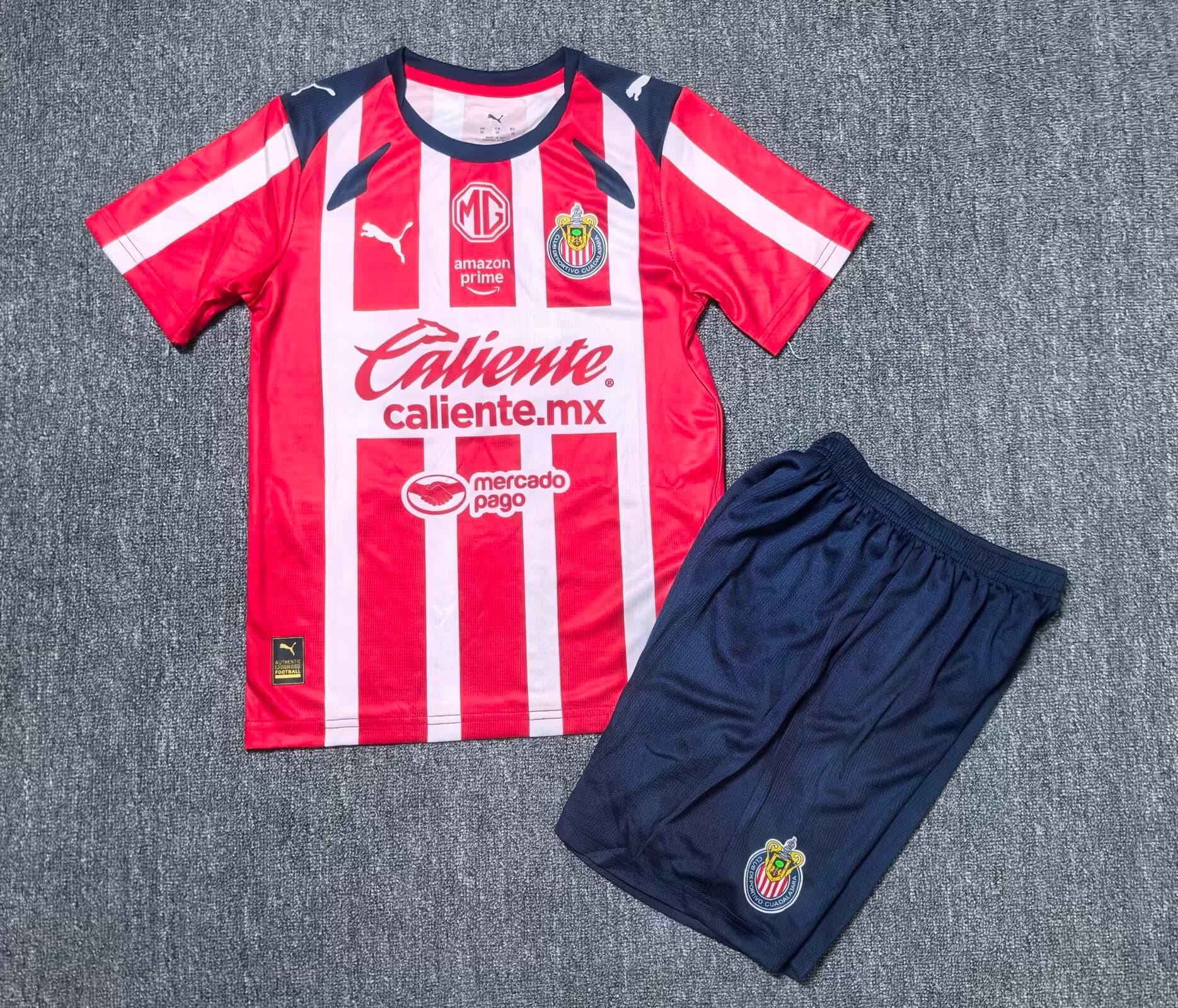 Jersey Chivas Local Niño