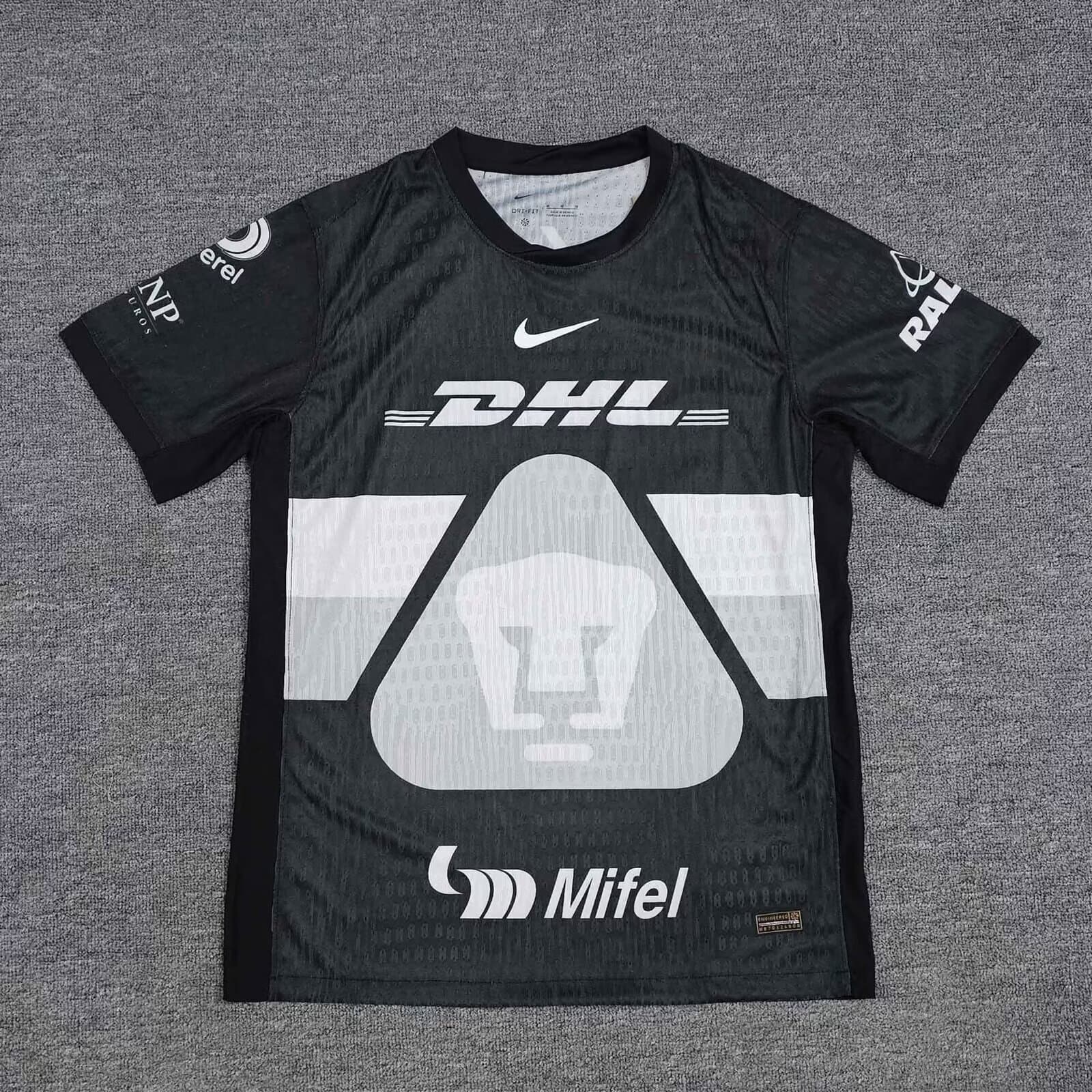 Jersey Portero Negro Pumas Version Jugador