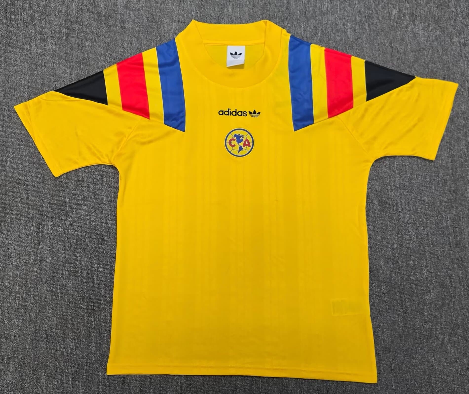Jersey Retro Amarillo America