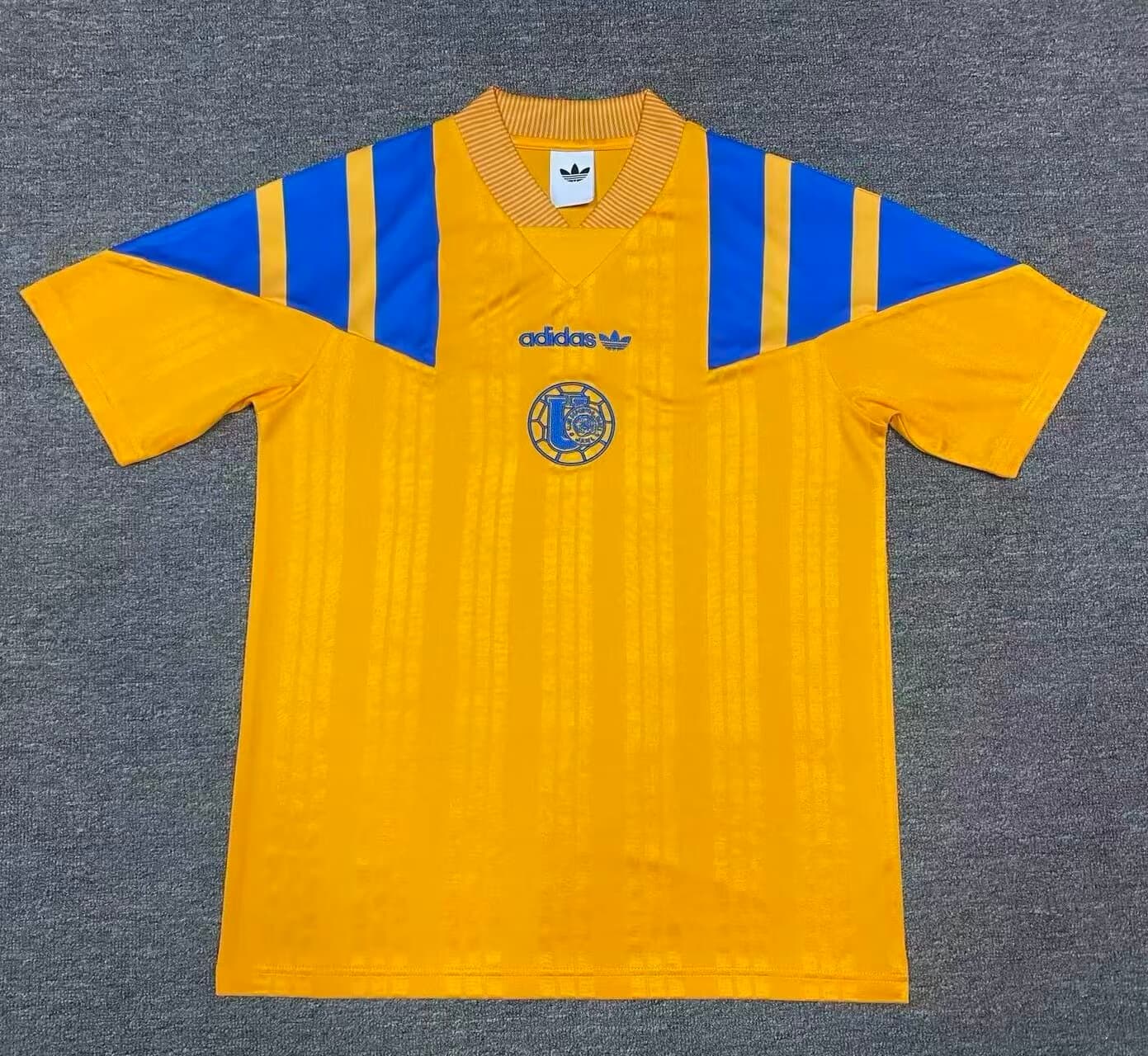 Jersey Retro Amarillo Tigres