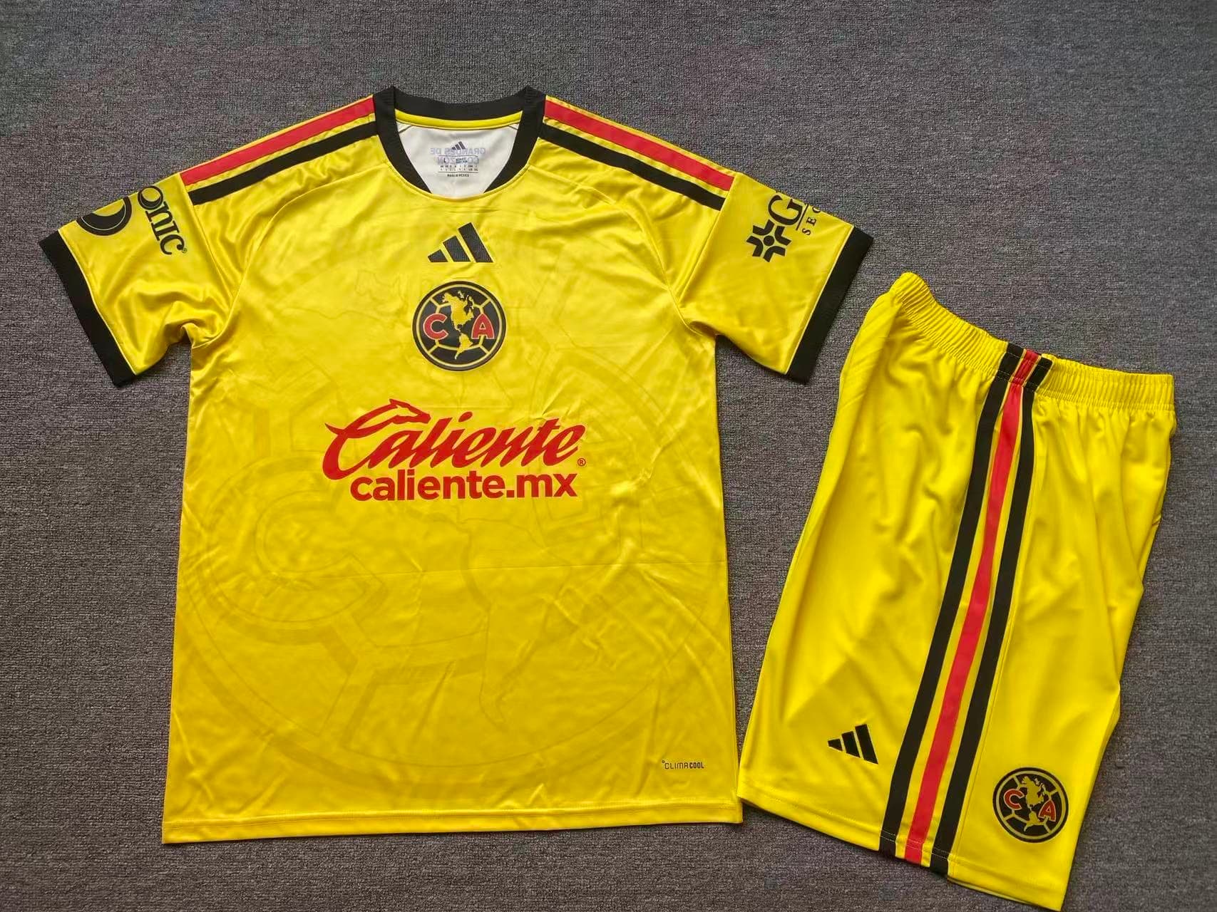 Jersey Amarillo America Local Niño