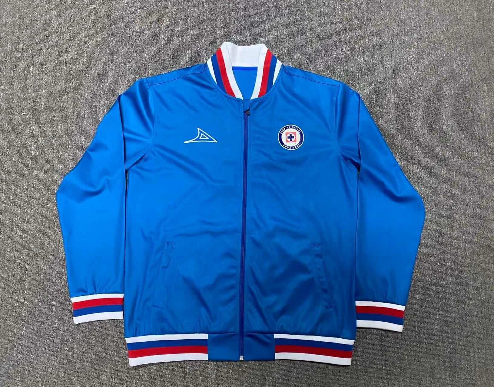 Chamarra Cruz Azul
