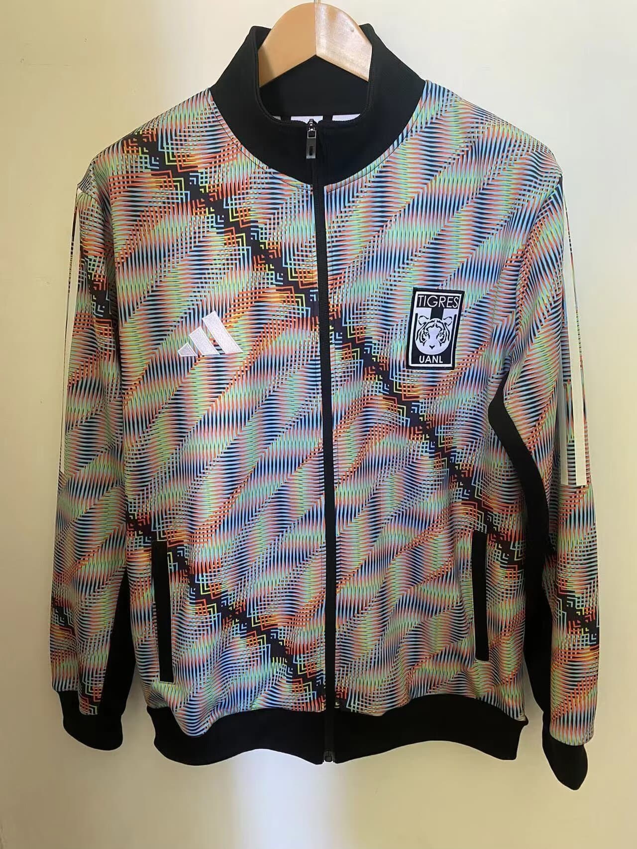 Chamarra Camuflaje Tigres